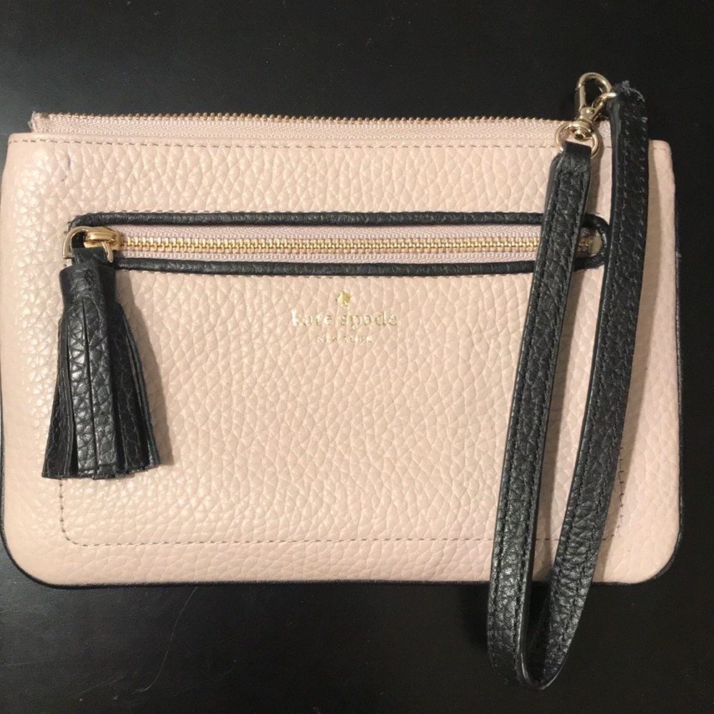 Kate spade ♠️ Wristlet
